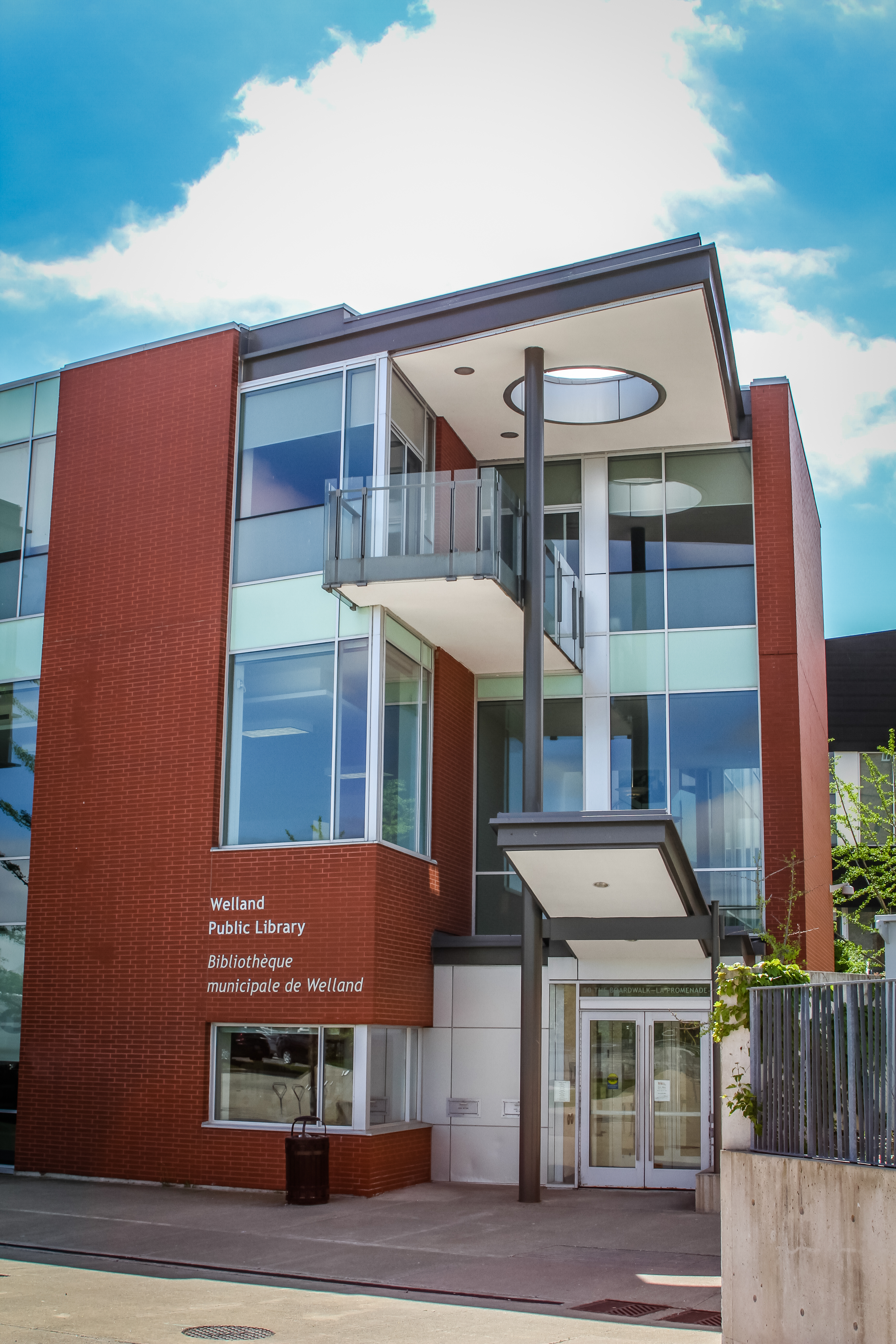 Welland Public Library Main Branch Photo