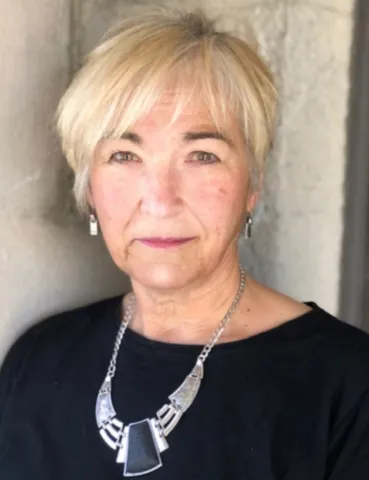 Photo of Yvonne 